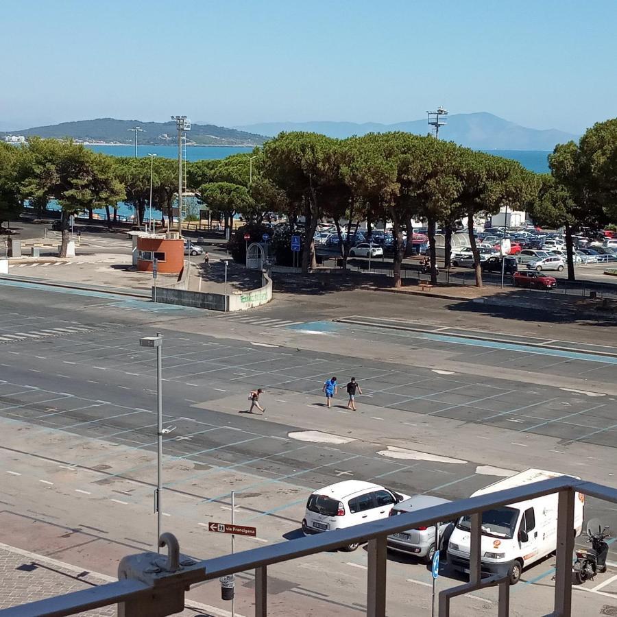 Holiday House Maurizio Formia Exterior foto
